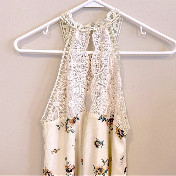 Francesca’s Dress - Picture 5 of 10